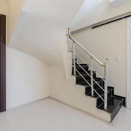 Duplex Flat W Nature View Balcony And Ac In Apartament *